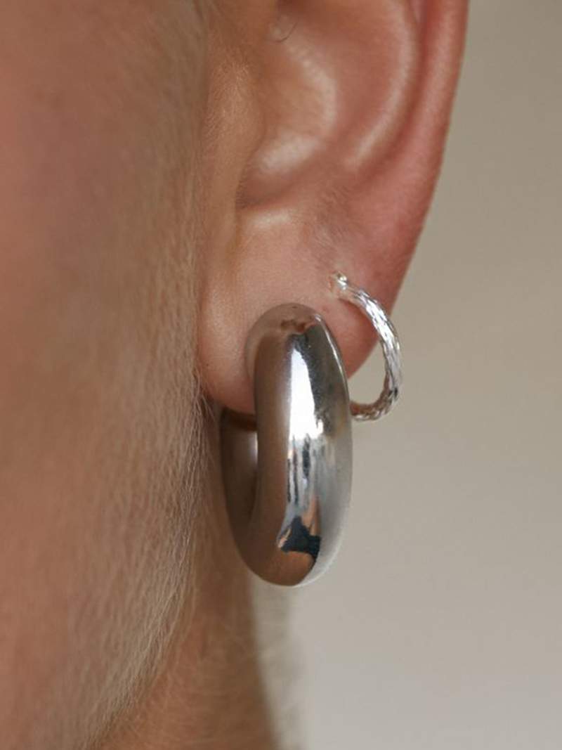 Boucles d'oreilles épaisses